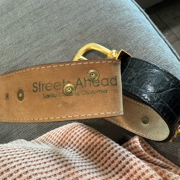 Streets Ahead Black and Gold Horse Belt - Picture 4 of 16